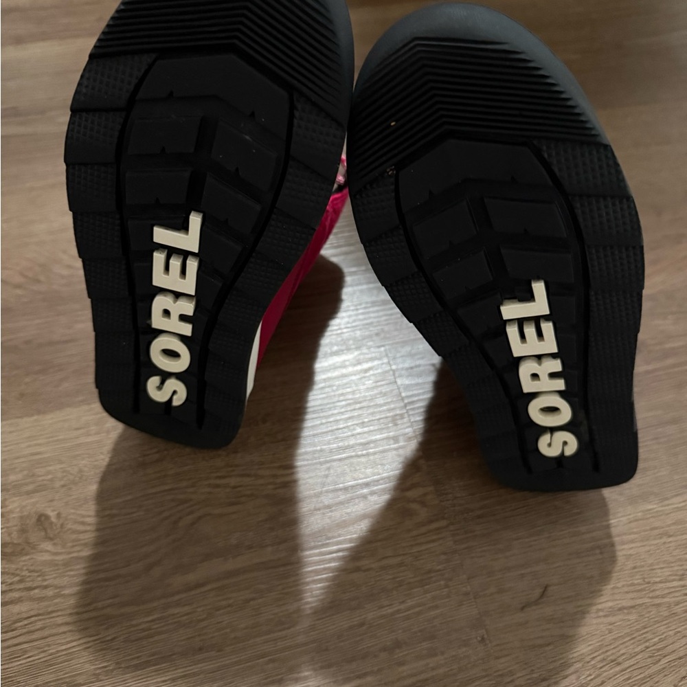 Sorel Kids' Boots - Bright pink and Black - Picture 6 of 6